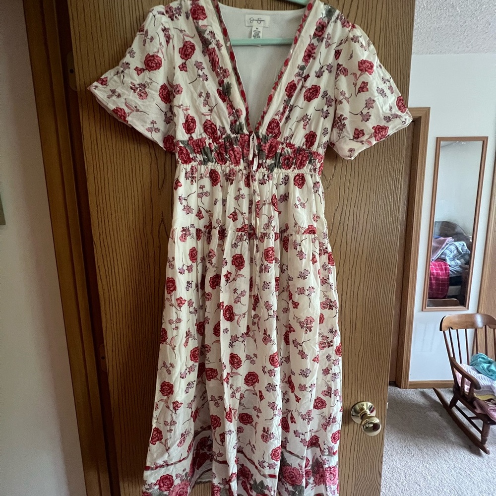 Red Midi Sundress with Puff Sleeves and Plunge Neckline